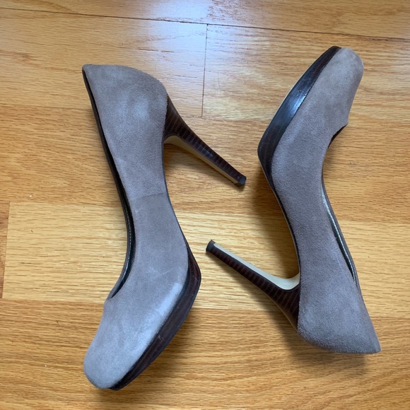 Banana Republic gray suede heels - Picture 2 of 5
